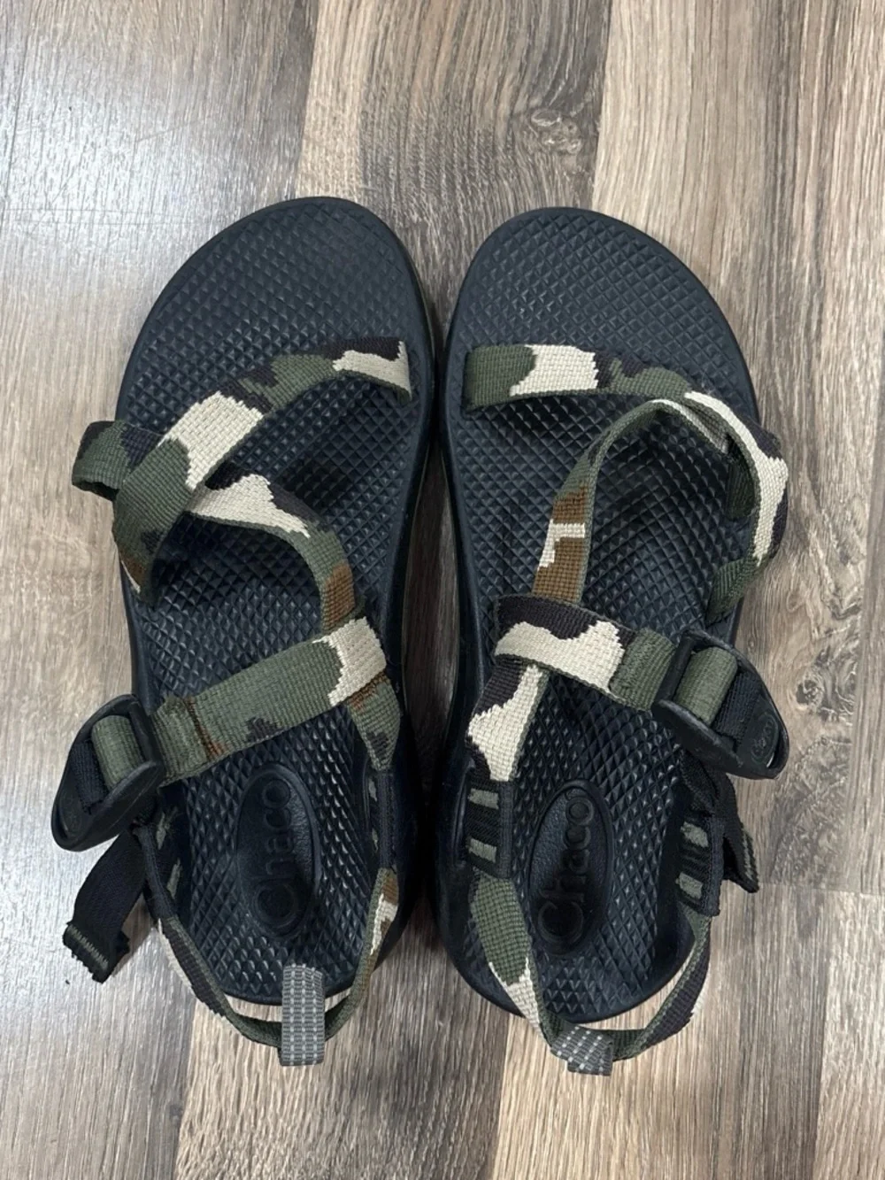 Chaco Kids Camouflage Strappy Sandals - Black & Green